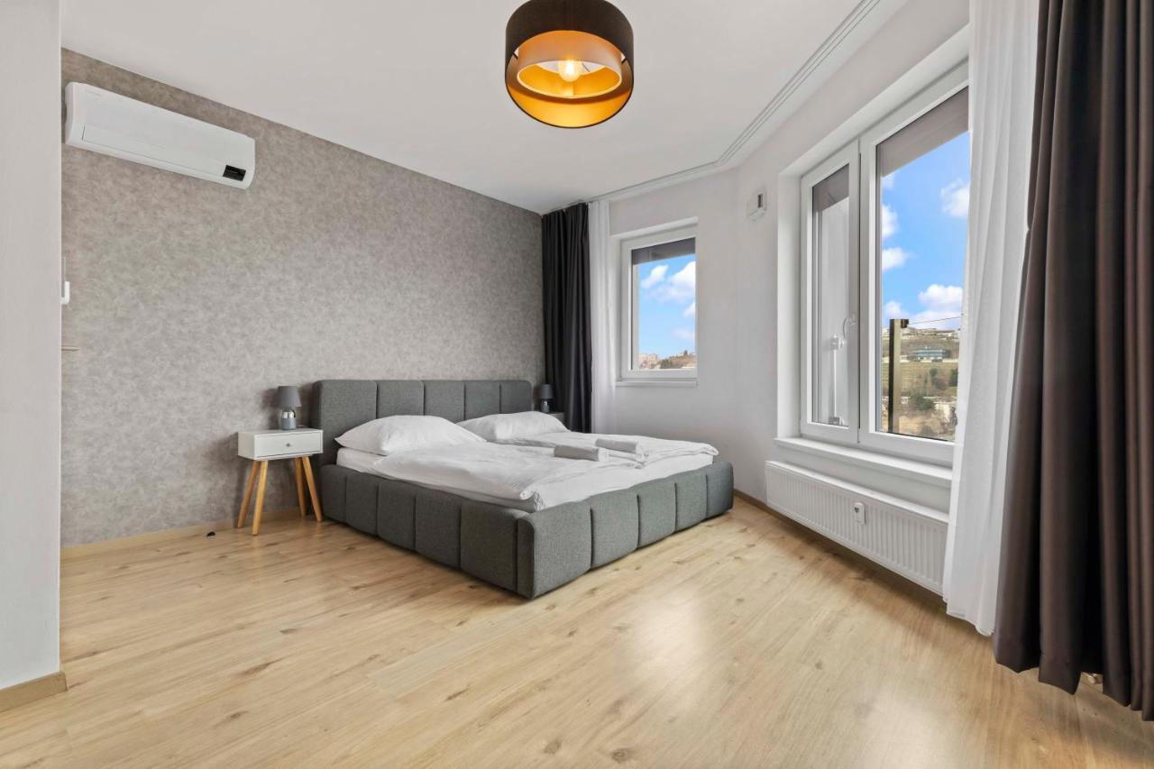 Ferienwohnung Lam Premiere - Ac - Awesome View In Pressburg Exterior foto